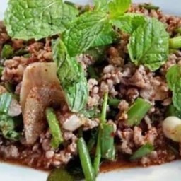 ลาบเนื้อสุก