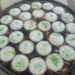 ขนมครกยายยิ้ม -