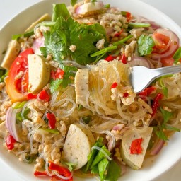 ยำวุ้นเส้น