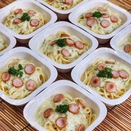 สปาเก็ตตี้คาโบนาร่าไก่