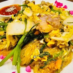 สุกี้แห้งหมู