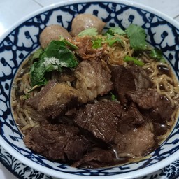 Braised Beef Ball Noodle Soup