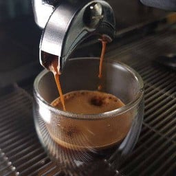 เอสเพสโซ่ร้อน