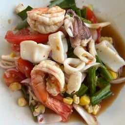 น้ำเงี้ยว ยำแซ่บ พี่แพรวสายยำ