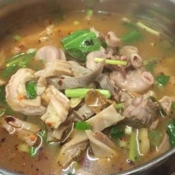 ต้มแซ่บเครื่องในหมู