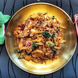 กะเพราระเบิด