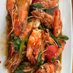 กระเพรากุ้ง เป็นกับข้าว