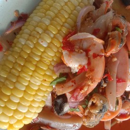 ยำรวมมริตทะเล