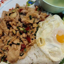 หมูชิ้นคั่วพริกเกลือ+ไข่ดาว