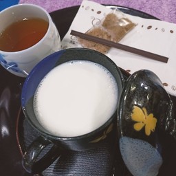 นมสดร้อน