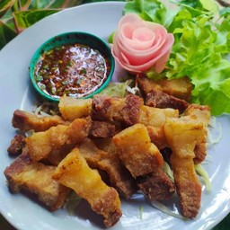 หมูสามชั้นทอดน้ำปลา