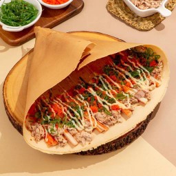 ( เครปโตเกียว ) ทูน่า ยำสาหร่าย ไข่กุ้ง ปูอัด มายองเนส