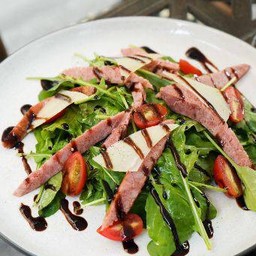 Italian sausages salad