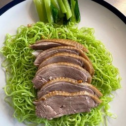 บะหมี่แห้งเป็ดพะโล้