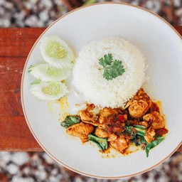 ข้าวเครื่องแกงไก่