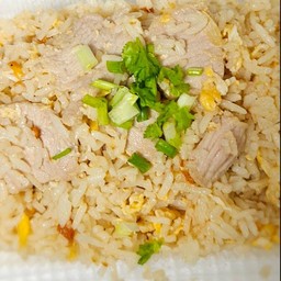 ข้าวผัดไก่ชิ้น (S)