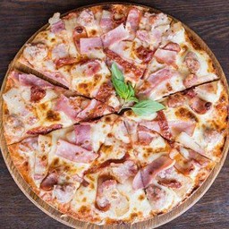 [อร่อยซ่ากับโค้ก] พิซซ่า หน้าแฮม +  โค้ก ออริจินัล (กระป๋อง) 