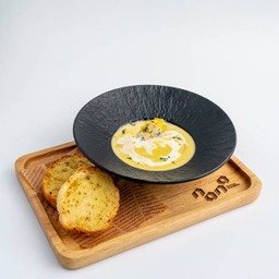 Corn Soup Whit Parmesan Bread - ซุปข้าวโพด