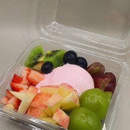 กรีกโยเกิร์ตรสสตอเบอร์รี่ 60 กรัม พร้อมผลไม้