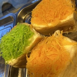 ปังนึ่งไส้ทะลักชุดE