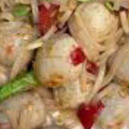 ตำเส้นเล็กลูกชิ้นหมูปลาร้า