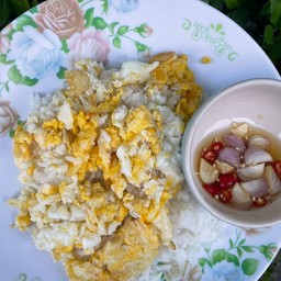 ข้าวไข่ขยี้