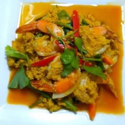 ผัดผงกะหรี่ทะเล