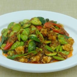 สะตอผัดเผ็ดกุ้ง