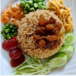 ข้าวคลุกกะปิแม่วรรณ