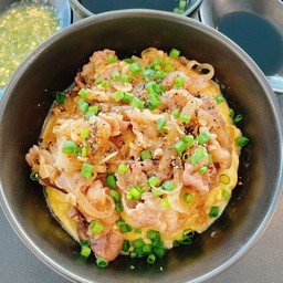ข้าวไข่ข้นเนื้อสามชั้นออสเตรเลียสไลซ์