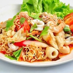 อีเอมแซ่บอิสาน