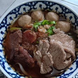 Beef Ball Noodle Soup with Braised Beef