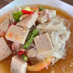 ตำเส้นเล็กหมูยอ