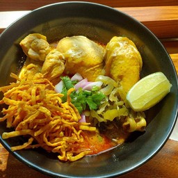 ข้าวซอยมินิมอล (ข้างเมก้าโปร) -