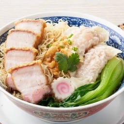 บะหมี่เกี๊ยวกุ้งหมูกรอบ