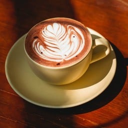 Hojicha Latte hot (โฮจิฉะลาเต้ร้อน)