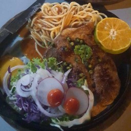 คาวบอยสเต็กเฮ้าส์&อาหารตามสั่ง