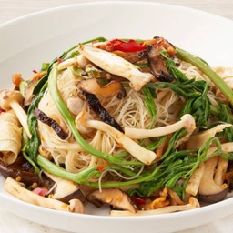 หมี่ขาวผัดผักกระเฉดเจ