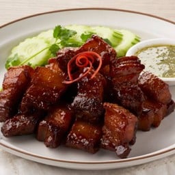 หมูสามชั้นทอดซีอิ๊วฮั่วเซ่งฮง