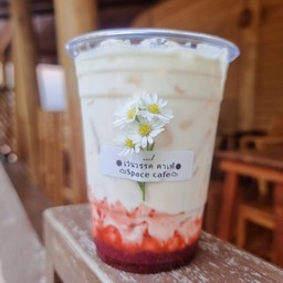 Fresh Strawberry Milk