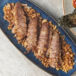 เนื้อกั้งทอดกระเทียม