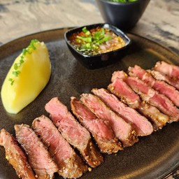 เนื้อย่างไทยวากิว (sirloin tip thai wagyu)