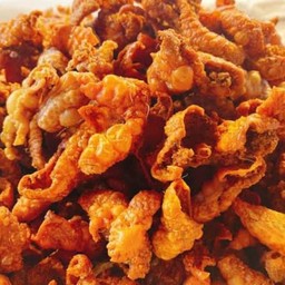 หนังไก่ทอดคลุกผงชีส