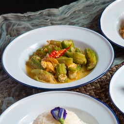 บวบผัดไข่