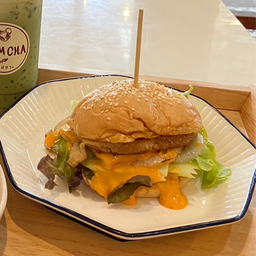 เบอร์เกอร์เนื้อ