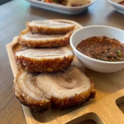 หมูชาชูกรอบ