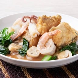 ราดหน้าทะเล