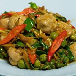 (กับข้าว) ปลากรายผัดฉ่า