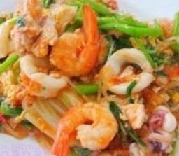 สุกี้แห้งทะเล (ร้านราดหน้าปลาฉัตร)