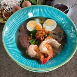 ก๋วยจั๊บญวนกุ้ง